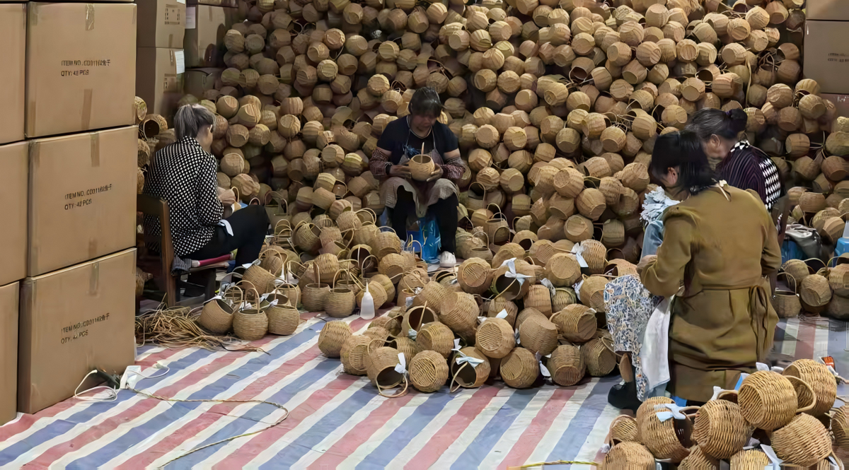 Discover the Art of Handmade Woven Baskets: Inside Bobai Shengyu Home Furnishings Factory in China